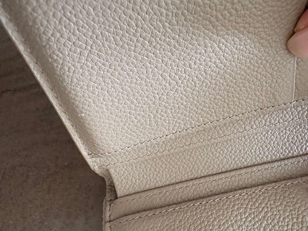 サンローラン　グレージュ　レザー 二つ折り財布