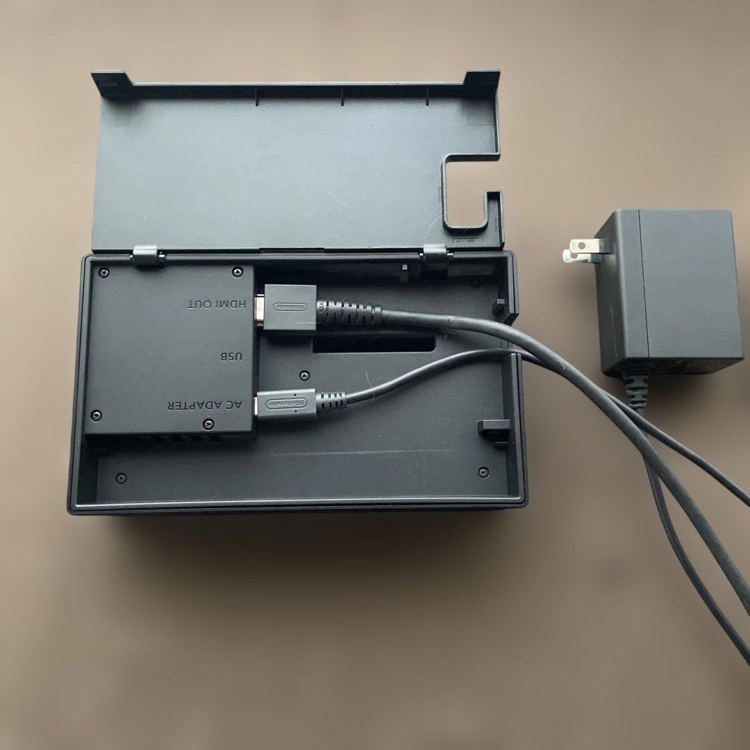 Nintendo Switch 本体 グレー/レッド