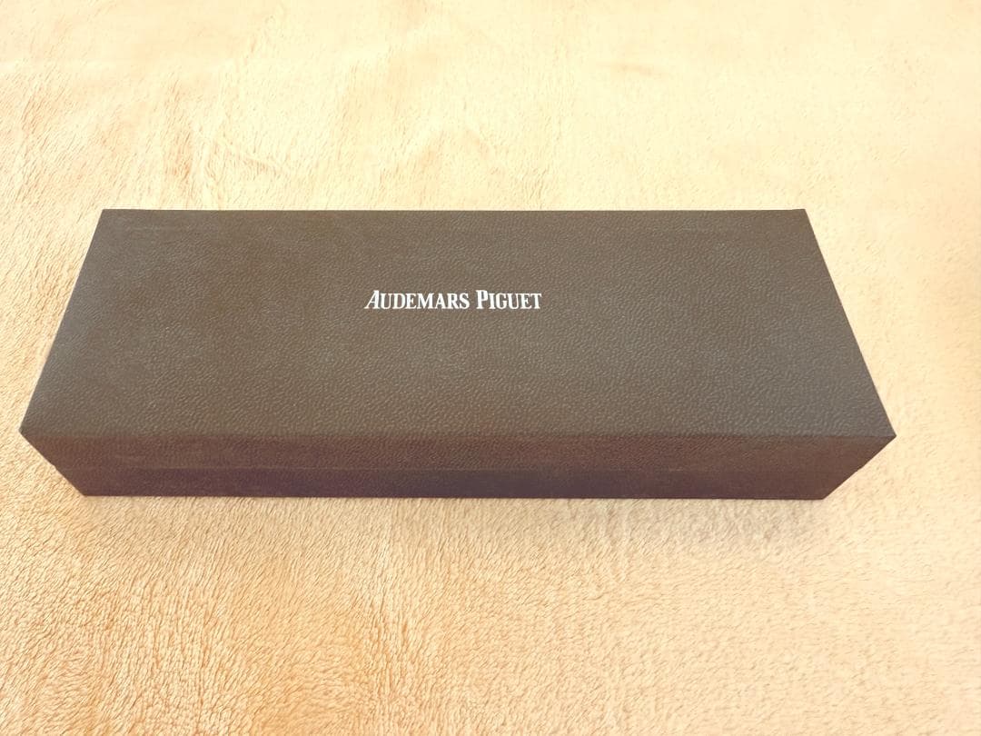 Audemars Piguet ブラックボールペン