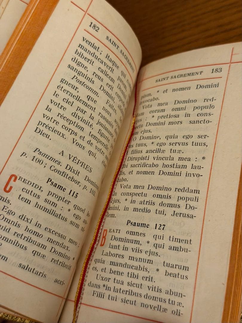 1910年 フランス アンティーク 革張り 典礼書 ミゼル 祈祷書 聖書