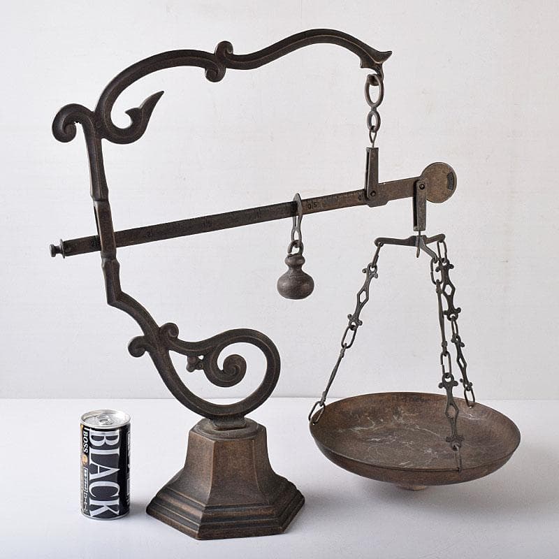 アンティーク　真鍮製　天秤はかり　置物　重さ約4.5㎏　M　R8127B