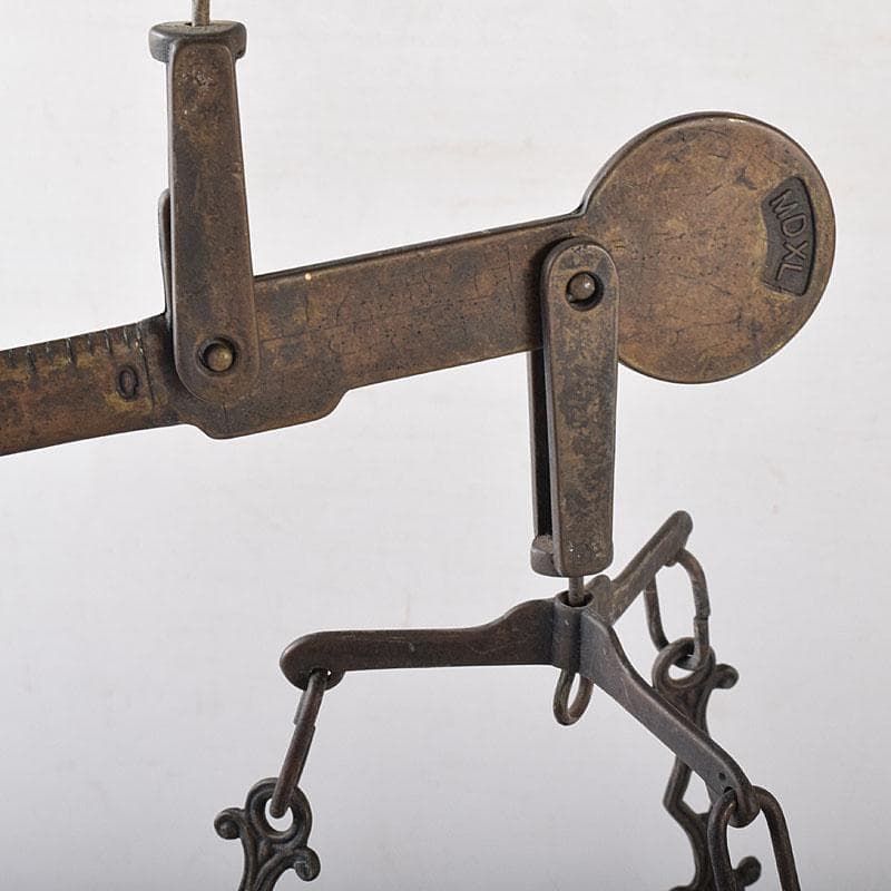 アンティーク　真鍮製　天秤はかり　置物　重さ約4.5㎏　M　R8127B