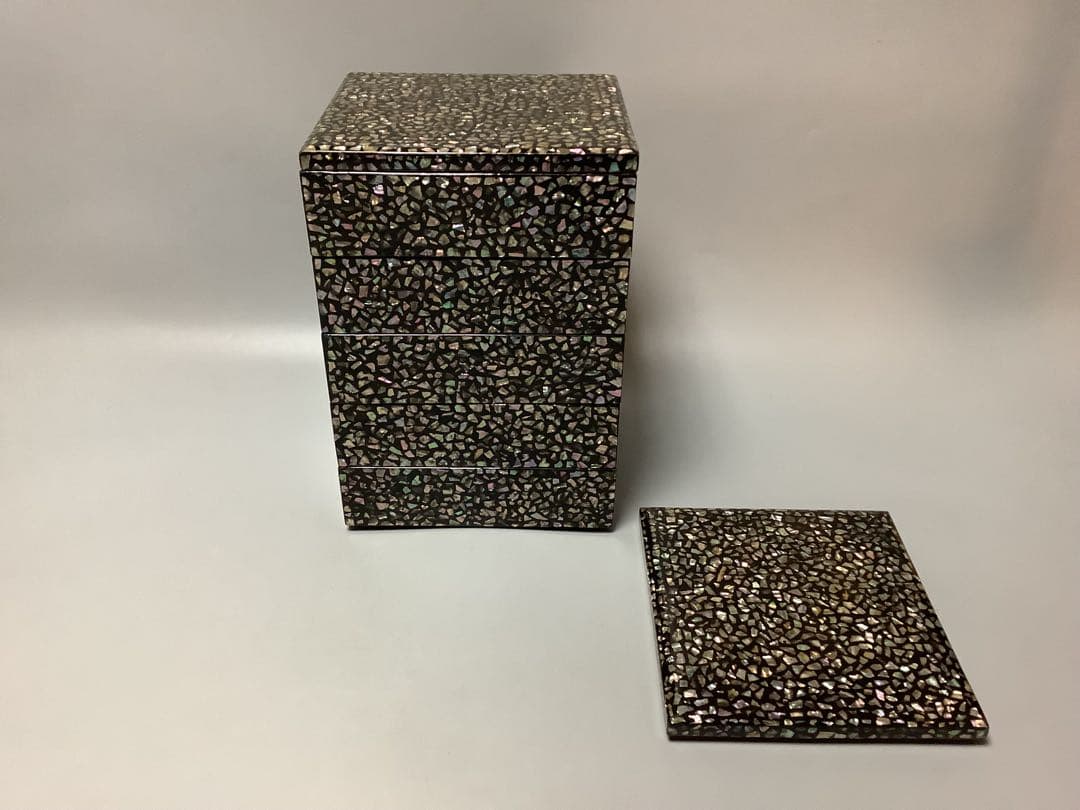 螺鈿　青貝　重箱　五段重　替え蓋付き