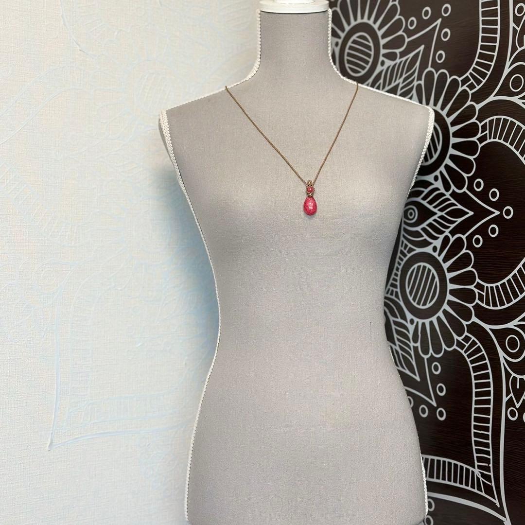 『深璦』ロードナイトとロードナイトシリカのマクラメペンダントネックレス