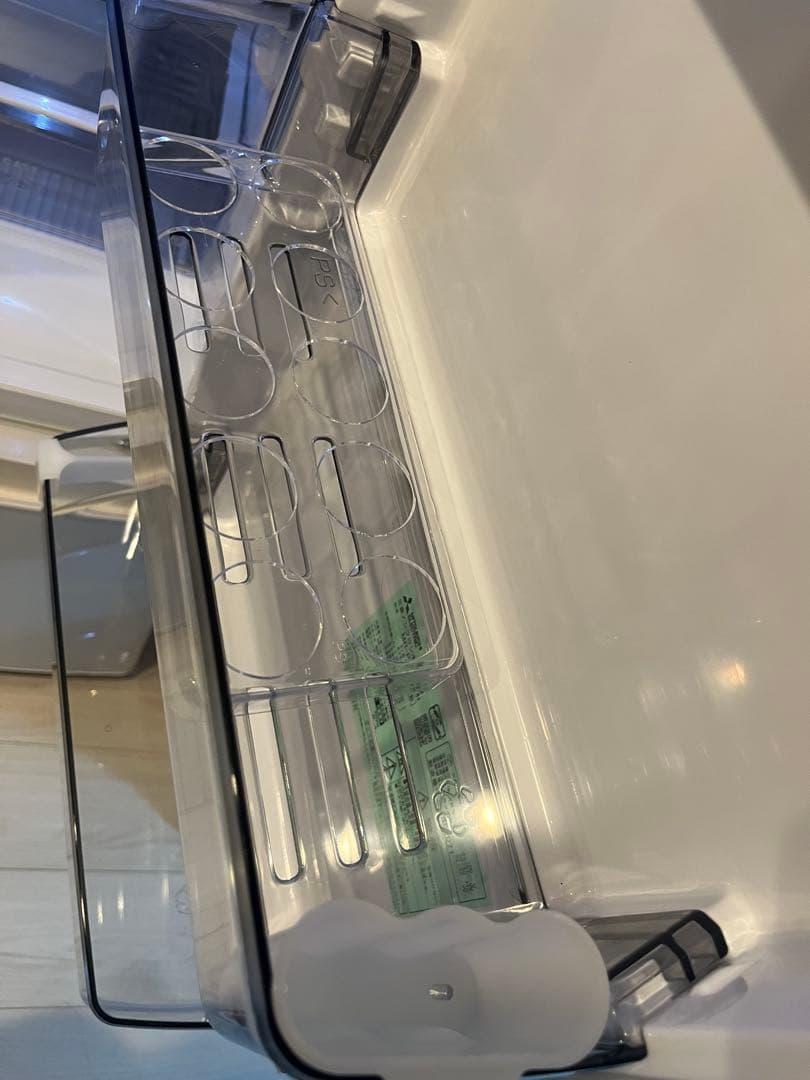 送料込み！　MITSUBISHI MR-P15K-W 冷蔵庫 ホワイト