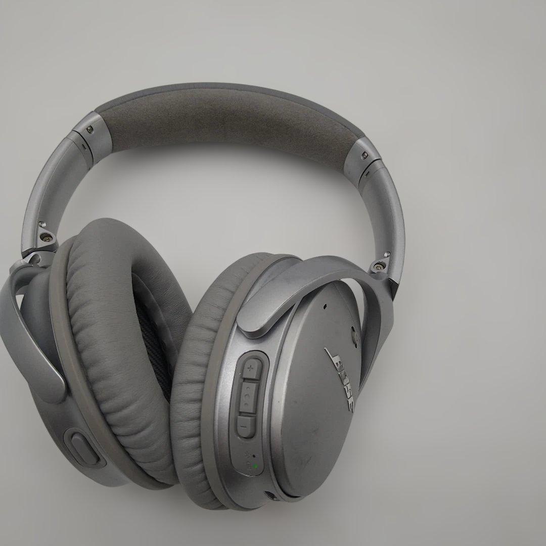 Bose ワイヤレスヘッドホン シルバー