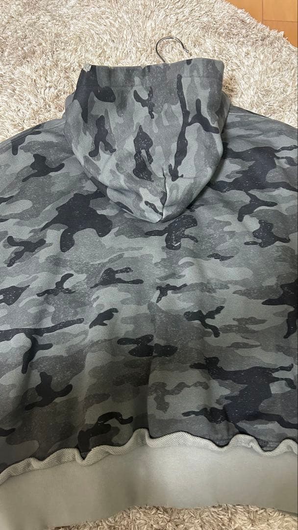 BAD WAY 迷彩グレー ジップアップパーカー ケンタウロス健太さん着用