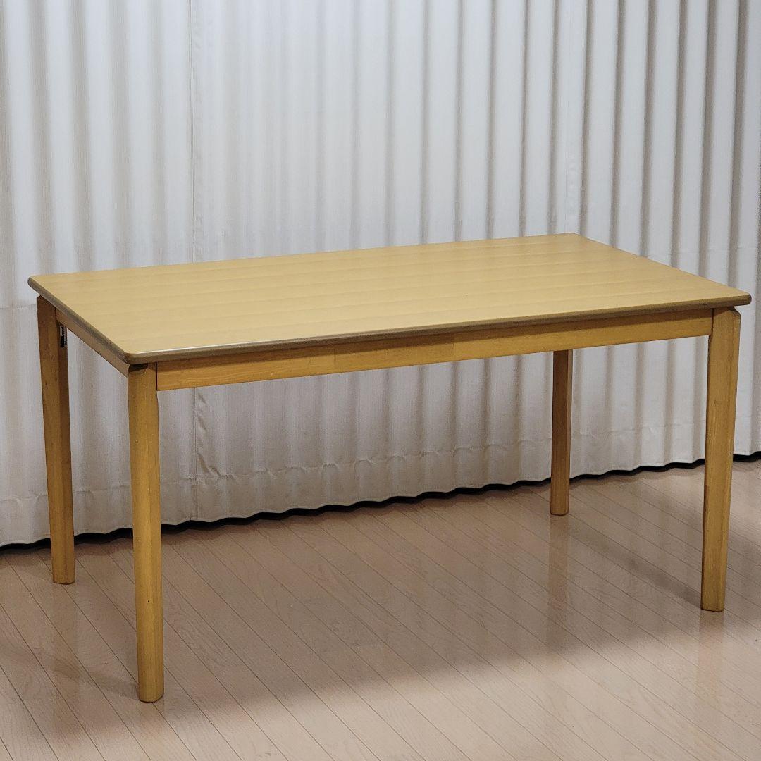 ニトリ ダイニングテーブル135cm インテール