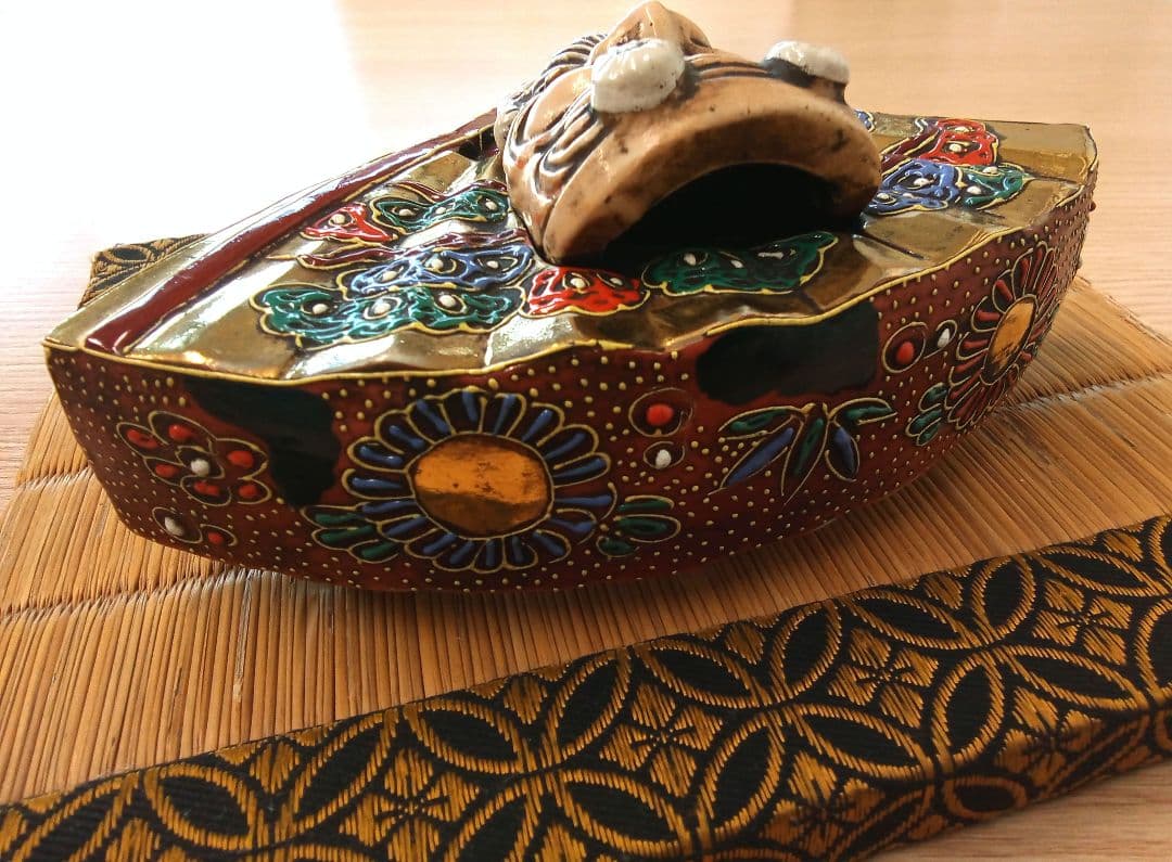 九谷焼　色絵扇面・扇型　香炉　たたみ付き