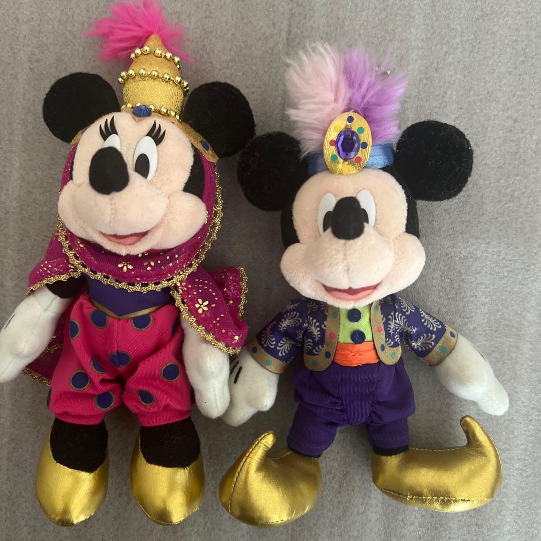 ディズニーリゾート　ミッキー　ミニー　ぬいぐるみバッジ