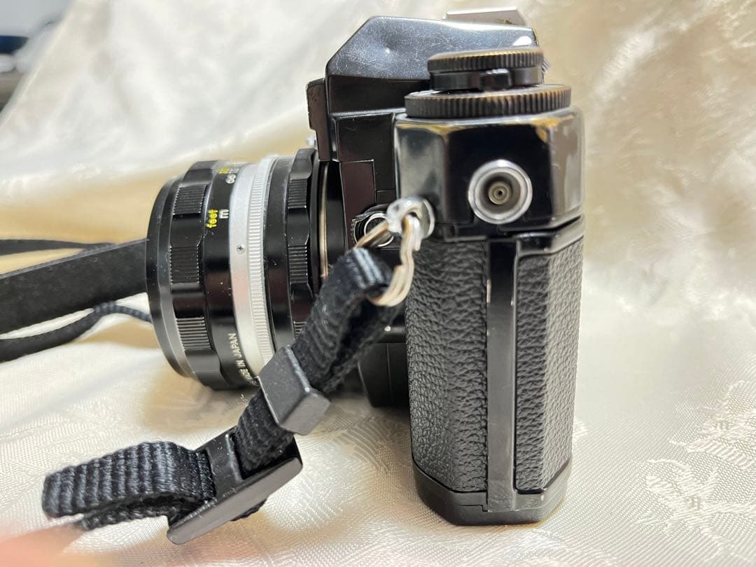 NIKKORMAT EL　希少な輸出モデル　ブラック　ドイツの大型カメラ店で購入