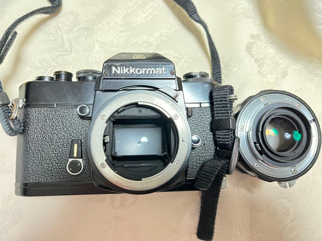 NIKKORMAT EL　希少な輸出モデル　ブラック　ドイツの大型カメラ店で購入