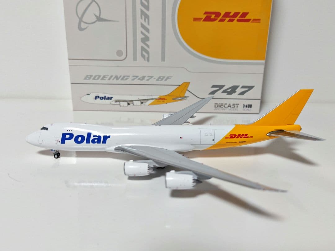 飛行機模型1/400ダイキャスト ポーラーDHL塗装747-8F N858GT