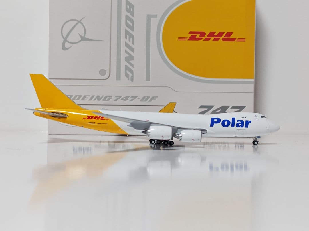 飛行機模型1/400ダイキャスト ポーラーDHL塗装747-8F N858GT