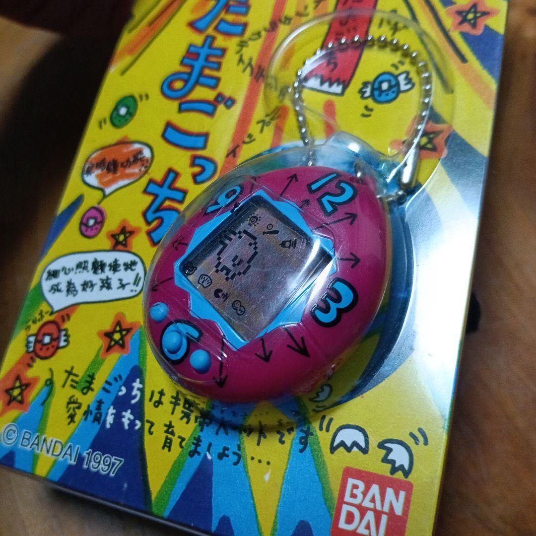 BANDAI Tamagotchi たまごっち ピンク