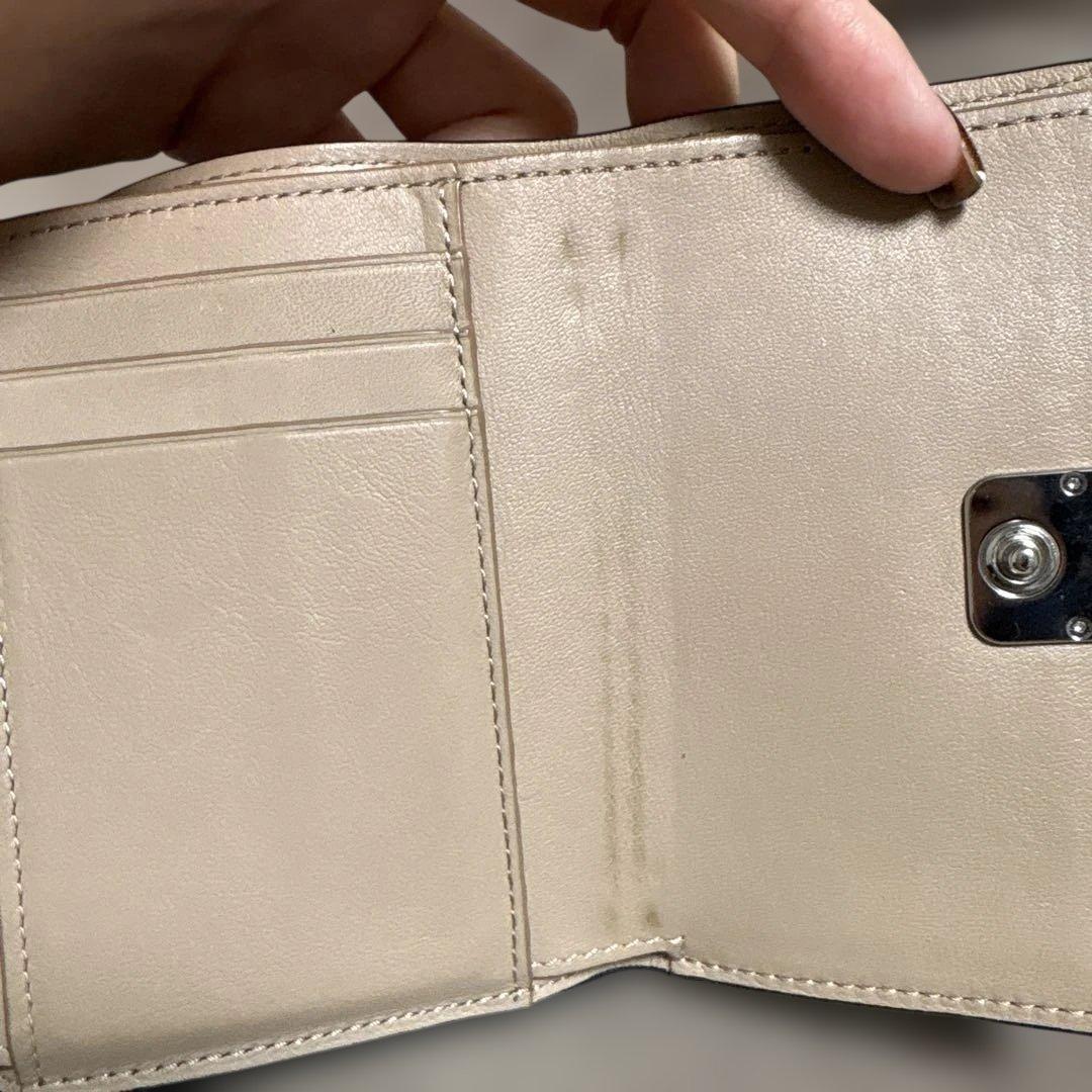 LOEWE ベージュ 三つ折り財布