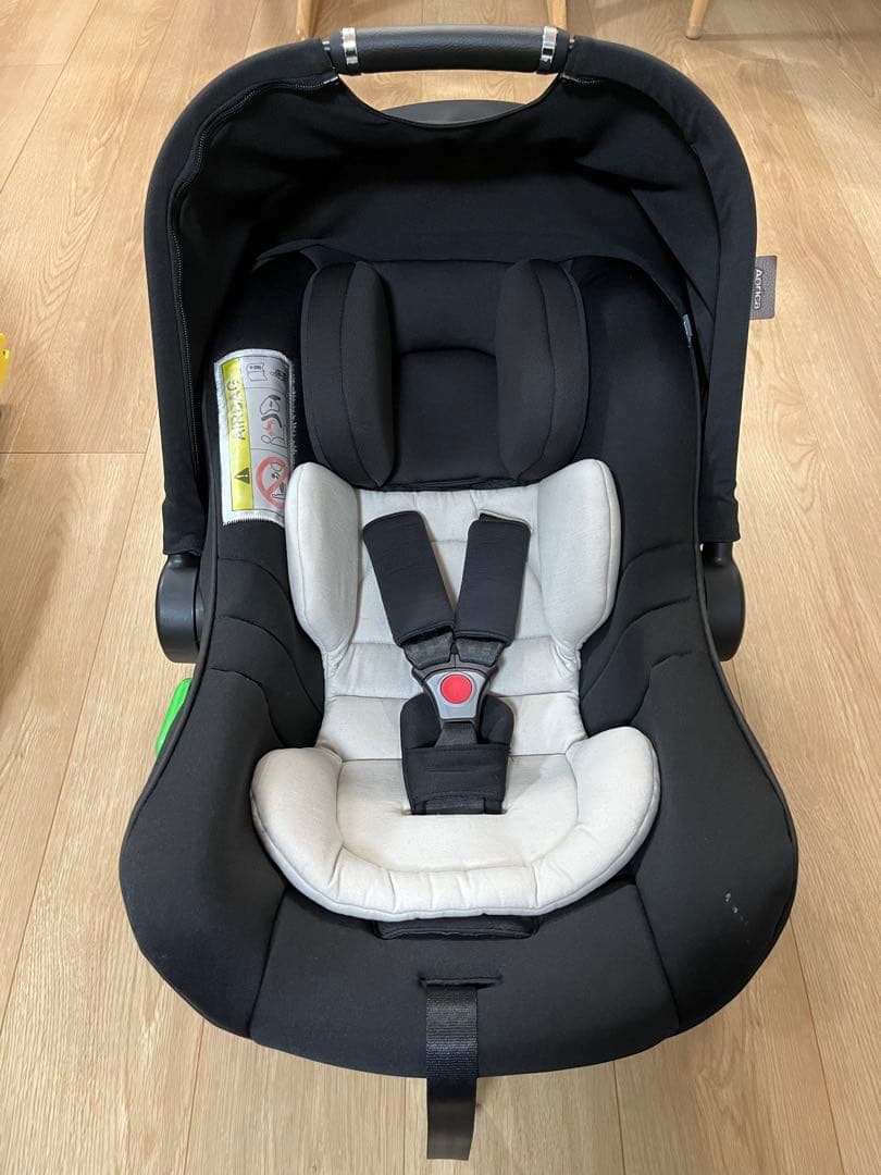 アップリカ　エアキャリー　トラベルシステムベース