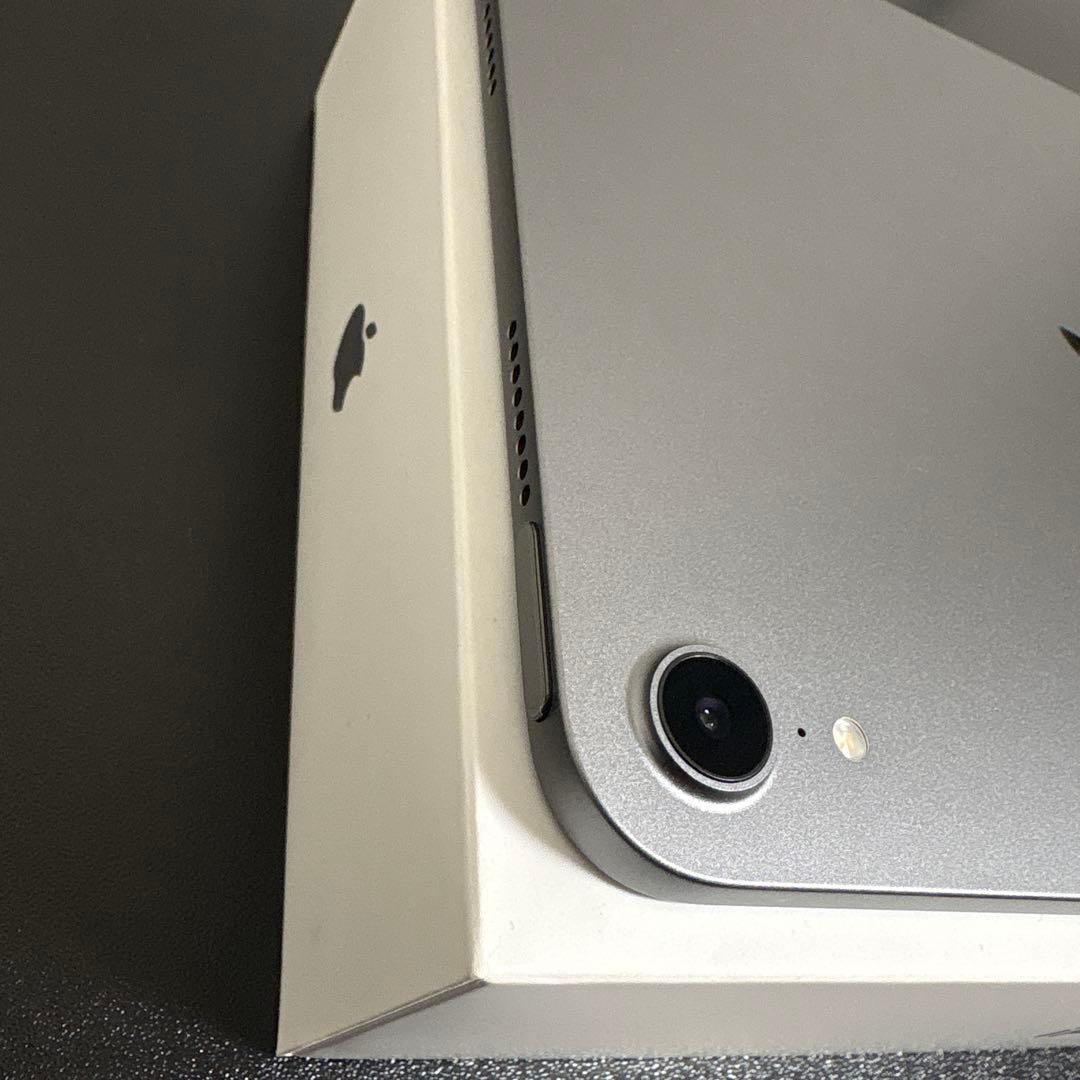 ほぼ未使用 iPad mini 第7世代 Wi-Fi 128GB スペースグレー
