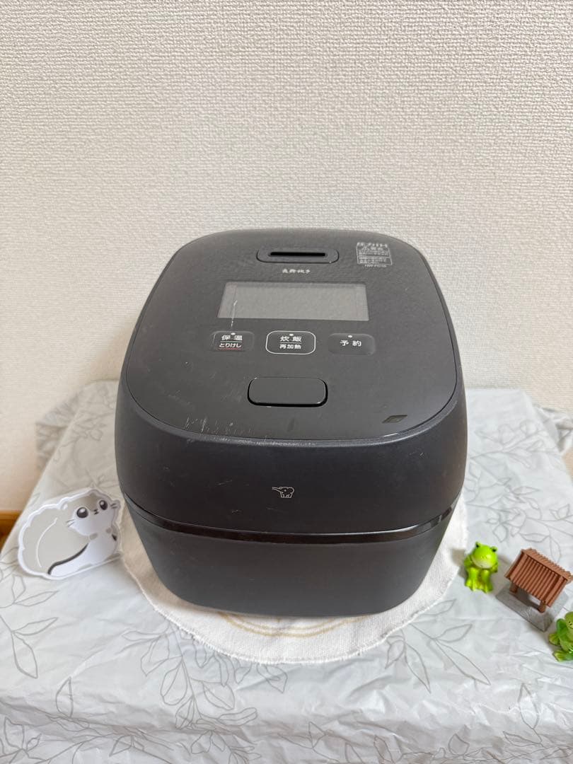 象印炎舞炊き NW-FC10 圧力IH 5.5合　2024。