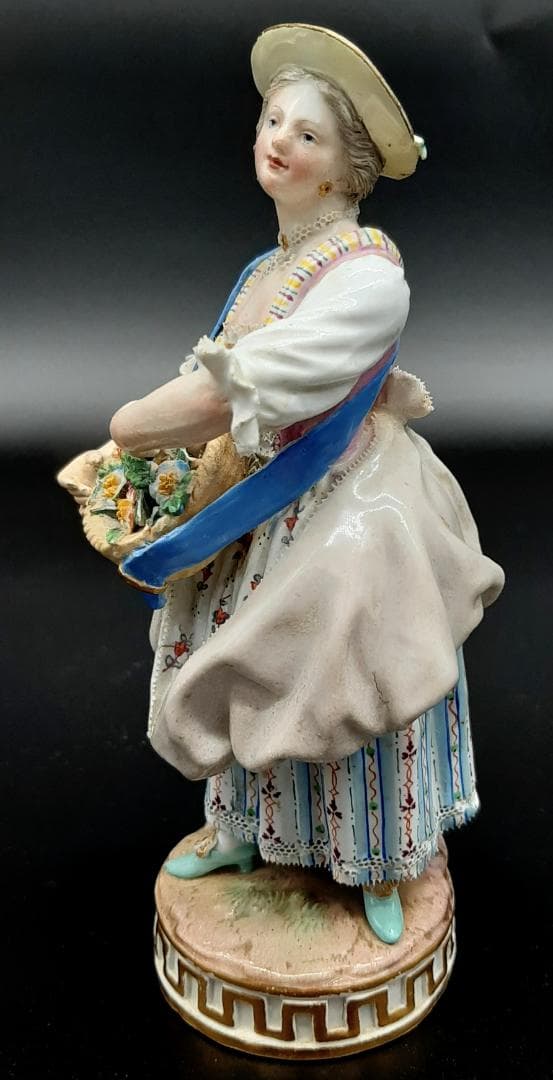 古マイセン／アシエ1768年『花摘みの女』大型フィギュリン美品1級品ボタン剣
