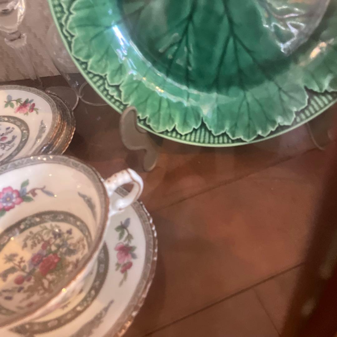 木製円形キャビネット ガラス扉付き