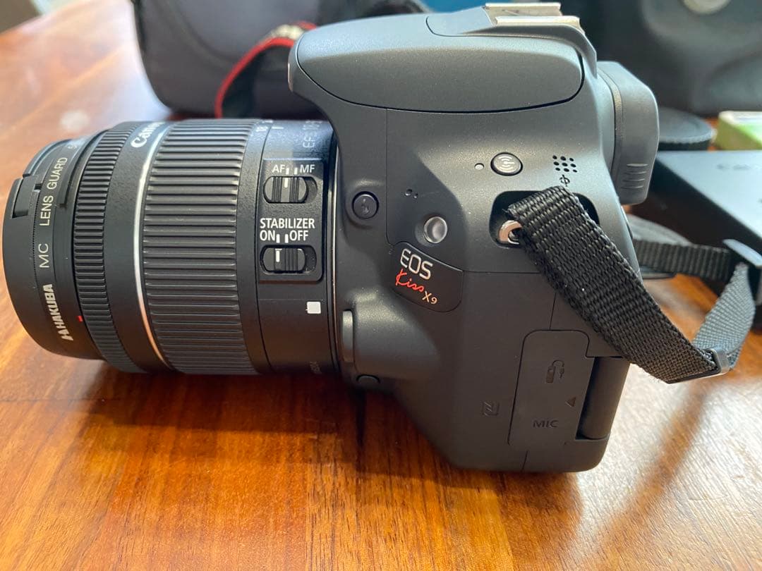 美品　最終値下げ　一眼レフカメラ　デジタルEOS Kiss X9