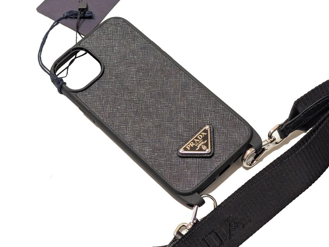 新品　PRADA　プラダ　iPhone 14 PLUS ケース　サフィアーノ