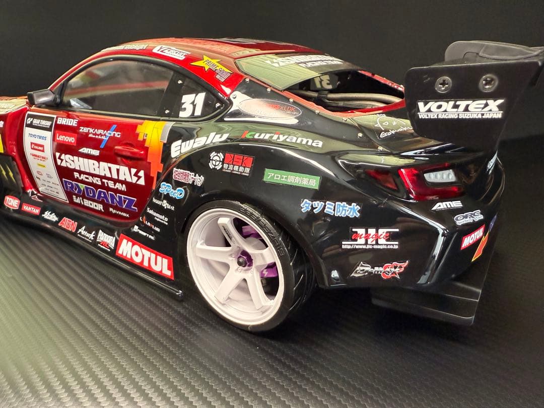 SHIBATA GR86 D1GP ボディ(レッド塗装済み)