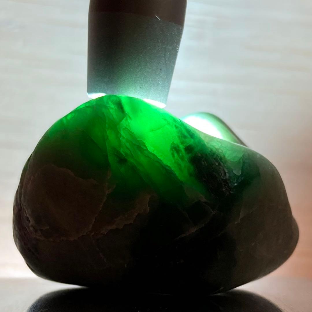 【専用品】糸魚川翡翠　インペリアルジェダイト　ロウカン翡翠　30.4ｇ