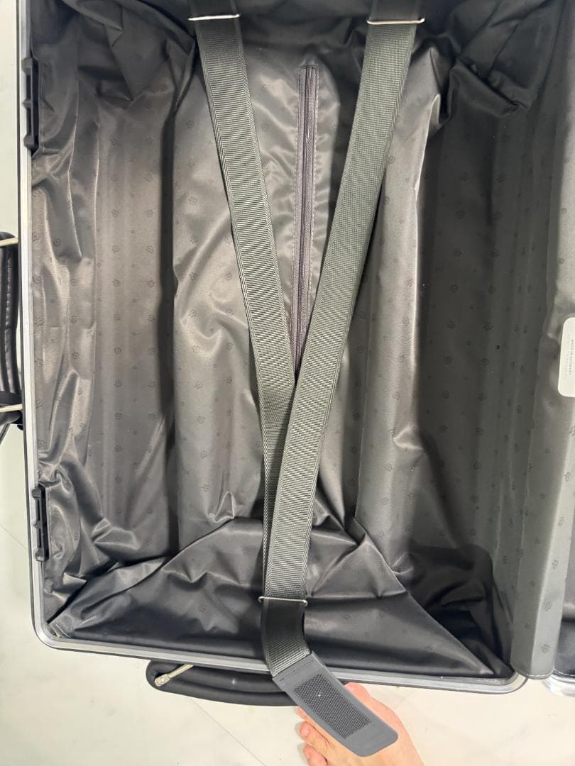 リモワ RIMOWA クラシック キャビン 36L 4輪
