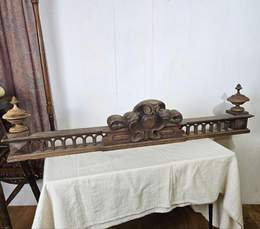 フランスアンティーク 木彫りのキャビネット装飾 レリーフ 木製 ミラー 飾り