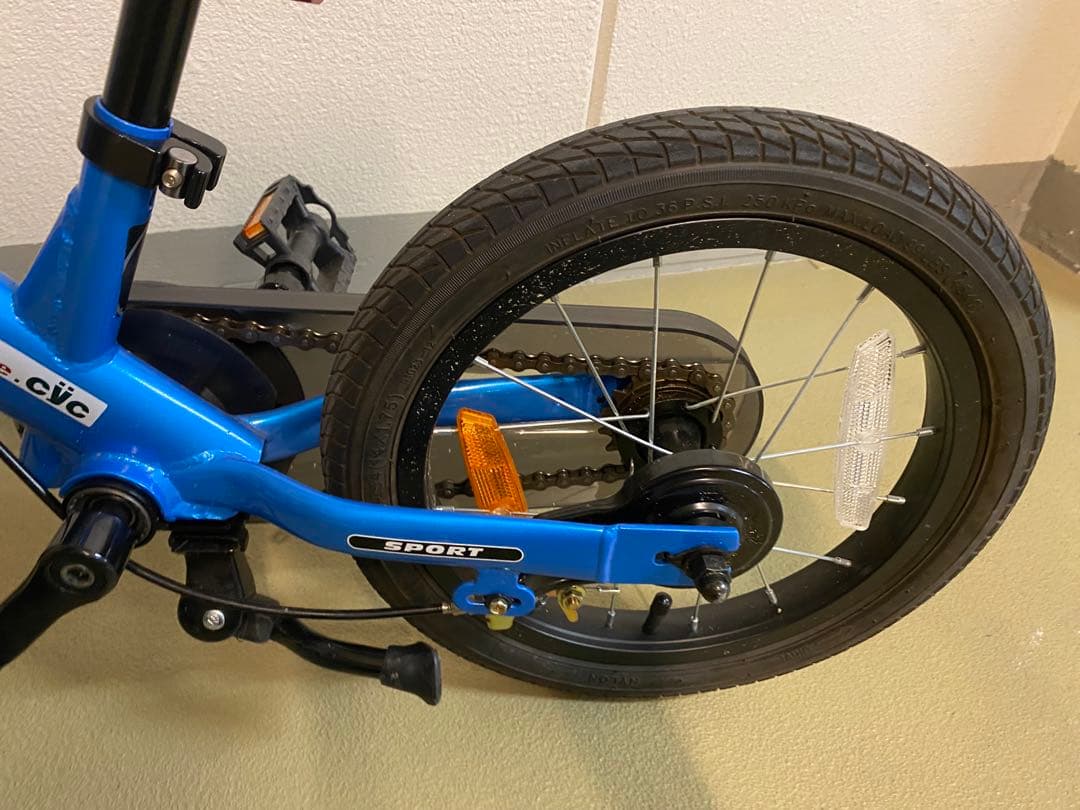 超美品⭐︎都内引渡し可能ストライダー 14x ブルー スタンド付き 14インチ