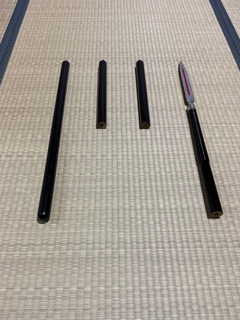 槍　やり　4本継　黒呂　模造刀　模擬刀　美術刀　舞踊　大衆演劇　芝居