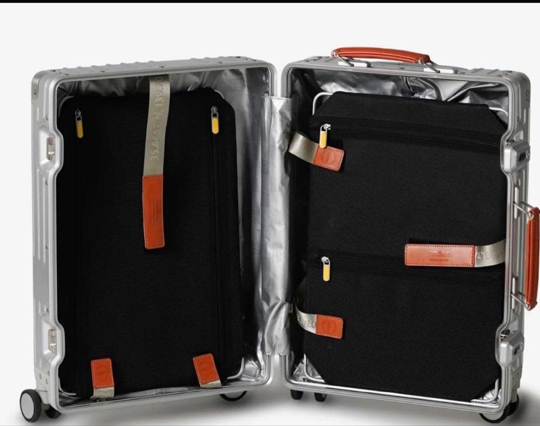 新品未使用未開封innovatorINV1811STPアルミスーツケース