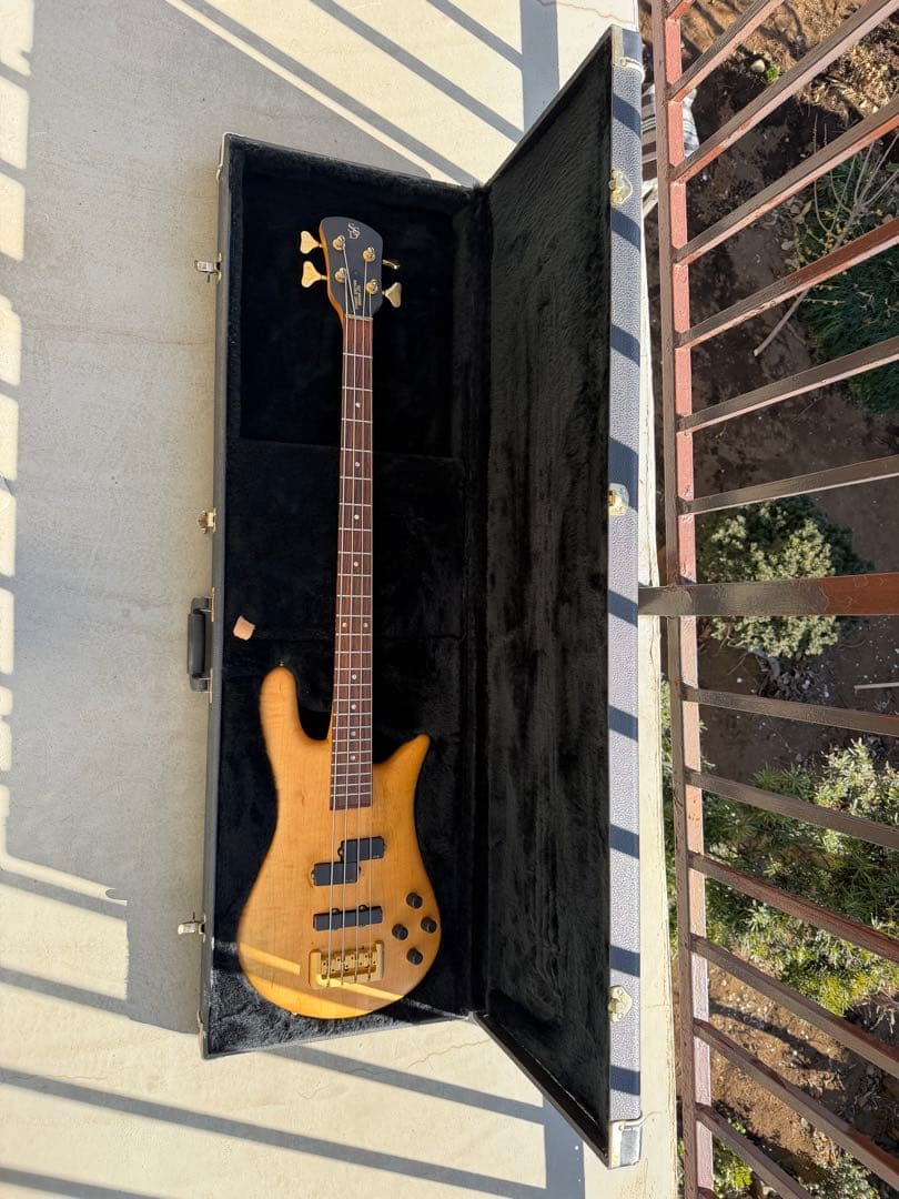 Spector SSD期　最初期　エレキベース ハードケース付き