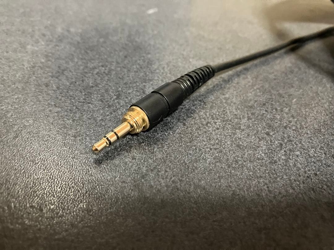 AKG K702-Y3 スタンド付属可