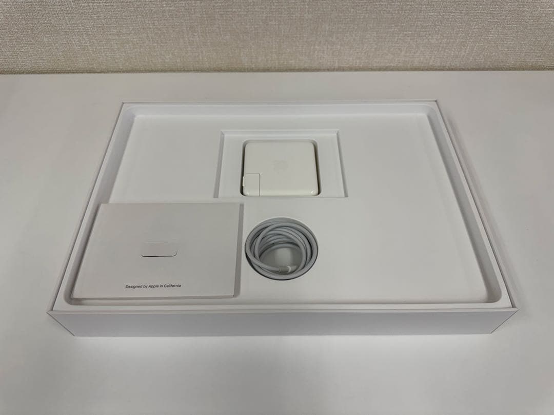 MacBook Pro 15インチ (2019) 本体②