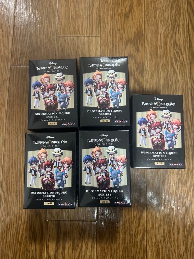 ツイステ デフォルメフィギュアシリーズ ハーツラビュル寮 5種類
