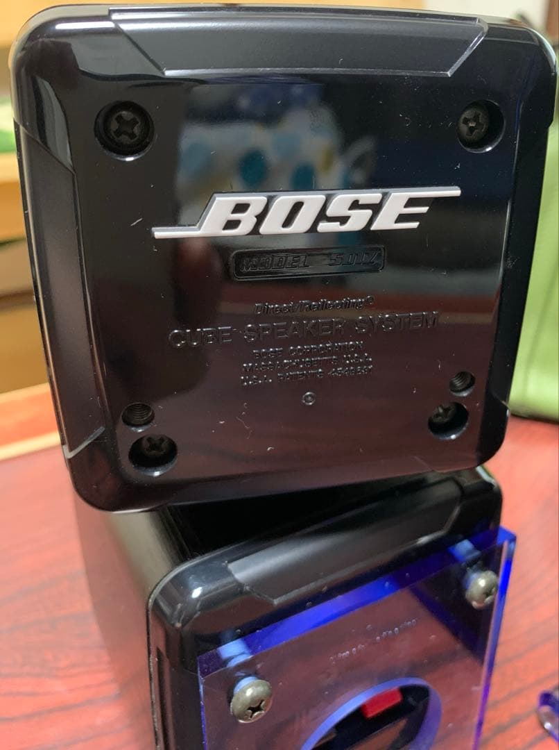 BOSE CUBE SPEAKER SYSTEM 501Z アクリル製スタンド付