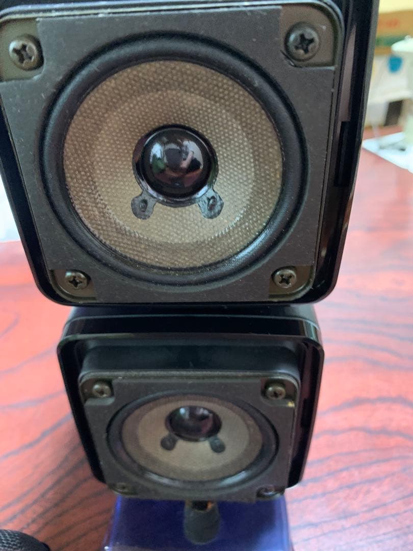 BOSE CUBE SPEAKER SYSTEM 501Z アクリル製スタンド付