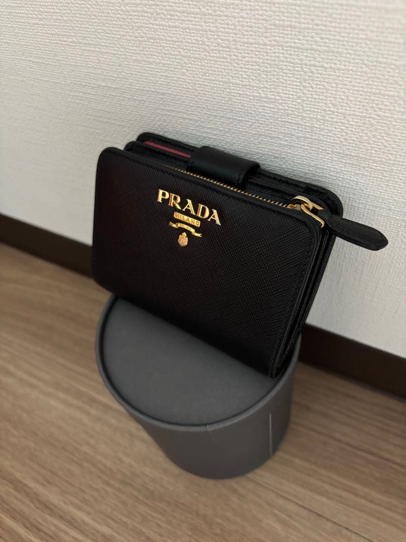 PRADA サフィアーノマルチカラー財布