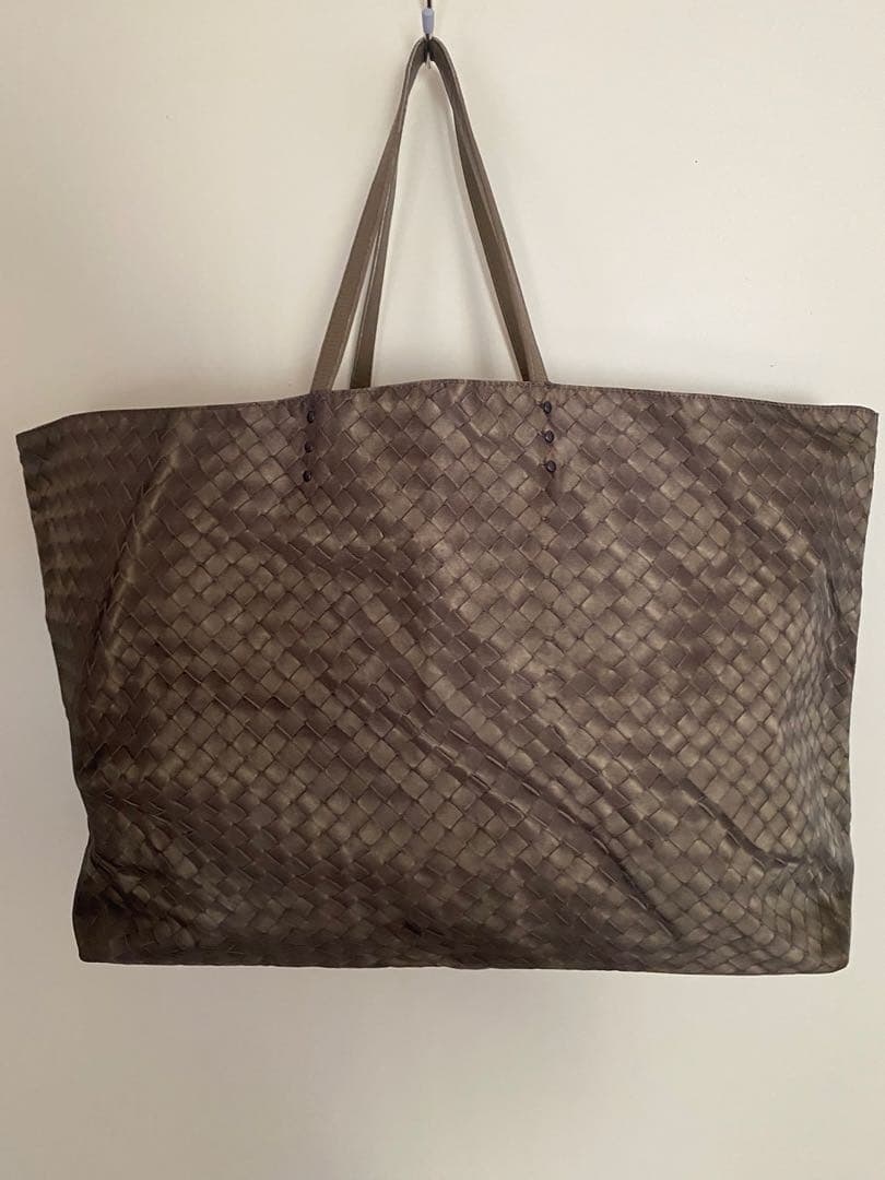 BOTTEGA VENETA ボッテガヴェネタ　イントレッチオリュージョン