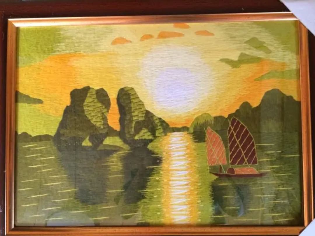 ベトナムで購入した刺繍の絵。半額で