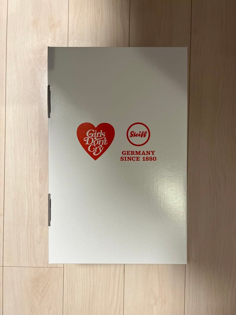 girls don't cry × steiff テディベア