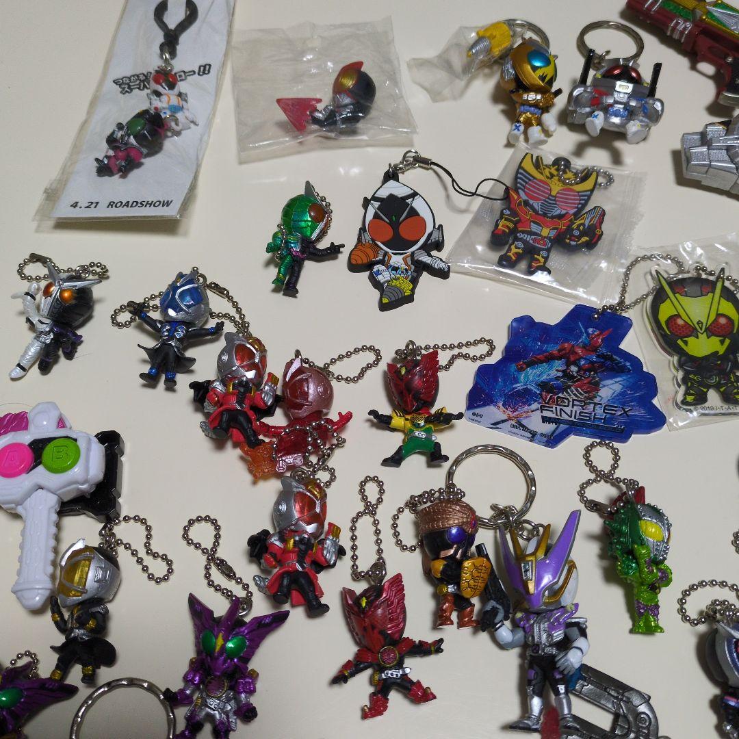仮面ライダー キーホルダー 約100個以上セット