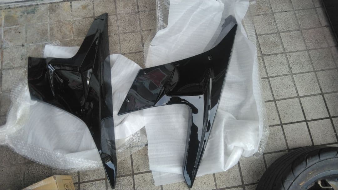 マグザム社外サイドエアロセット　左右未使用　SG17　SG21共通マグザム250