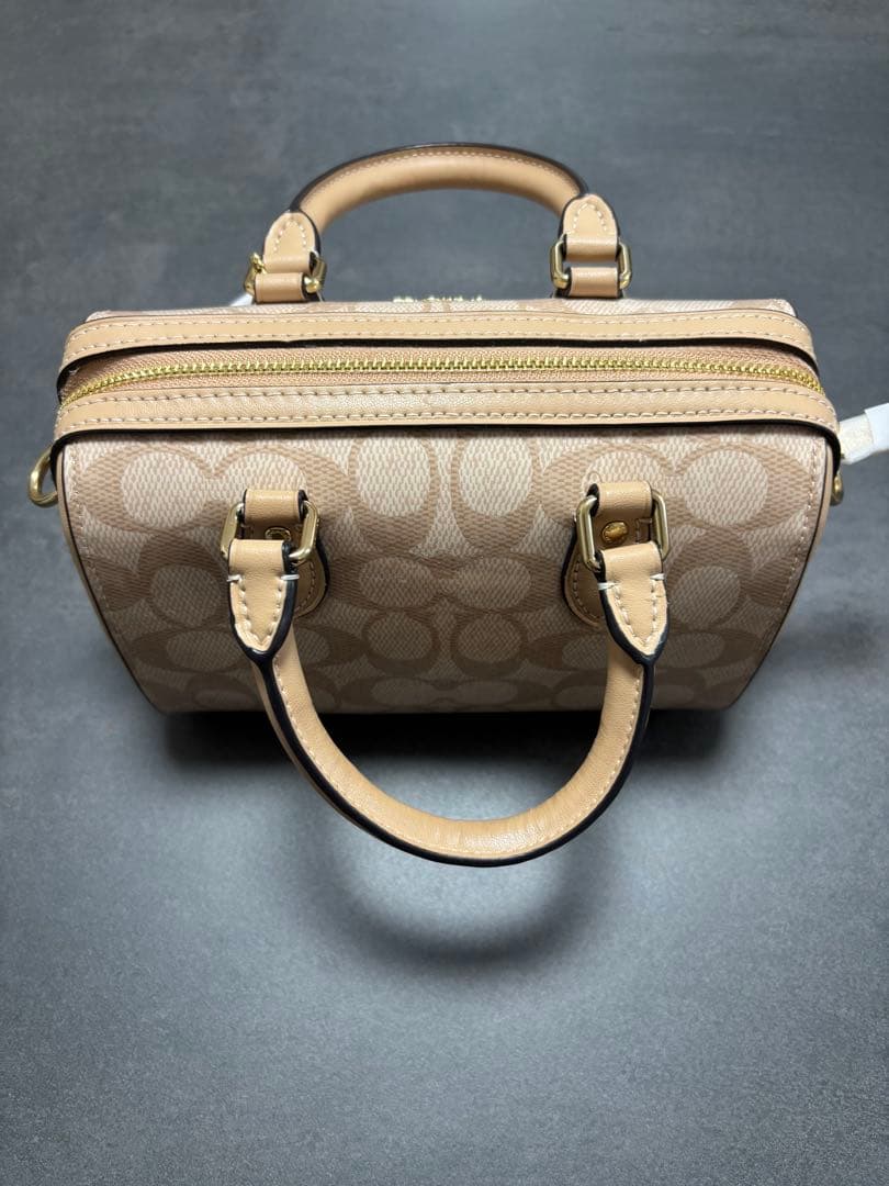 Coach ベージュ ハンドバッグ