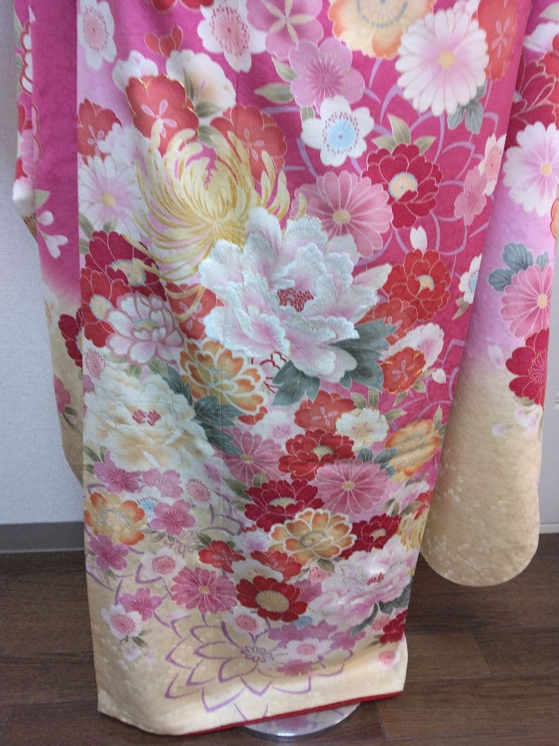 ピンク 花柄 振袖 着物正絹