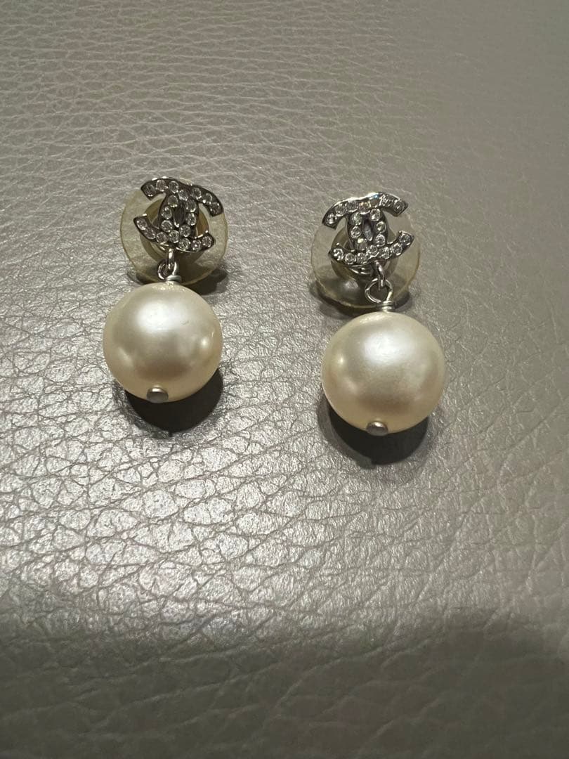 CHANEL パール ドロップピアス