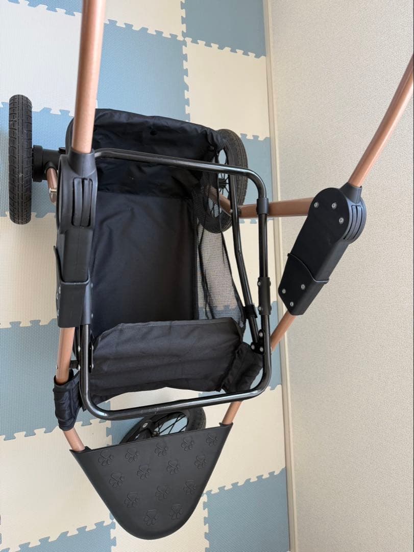 ベージュペットカート メッシュ素材 カップホルダー付き